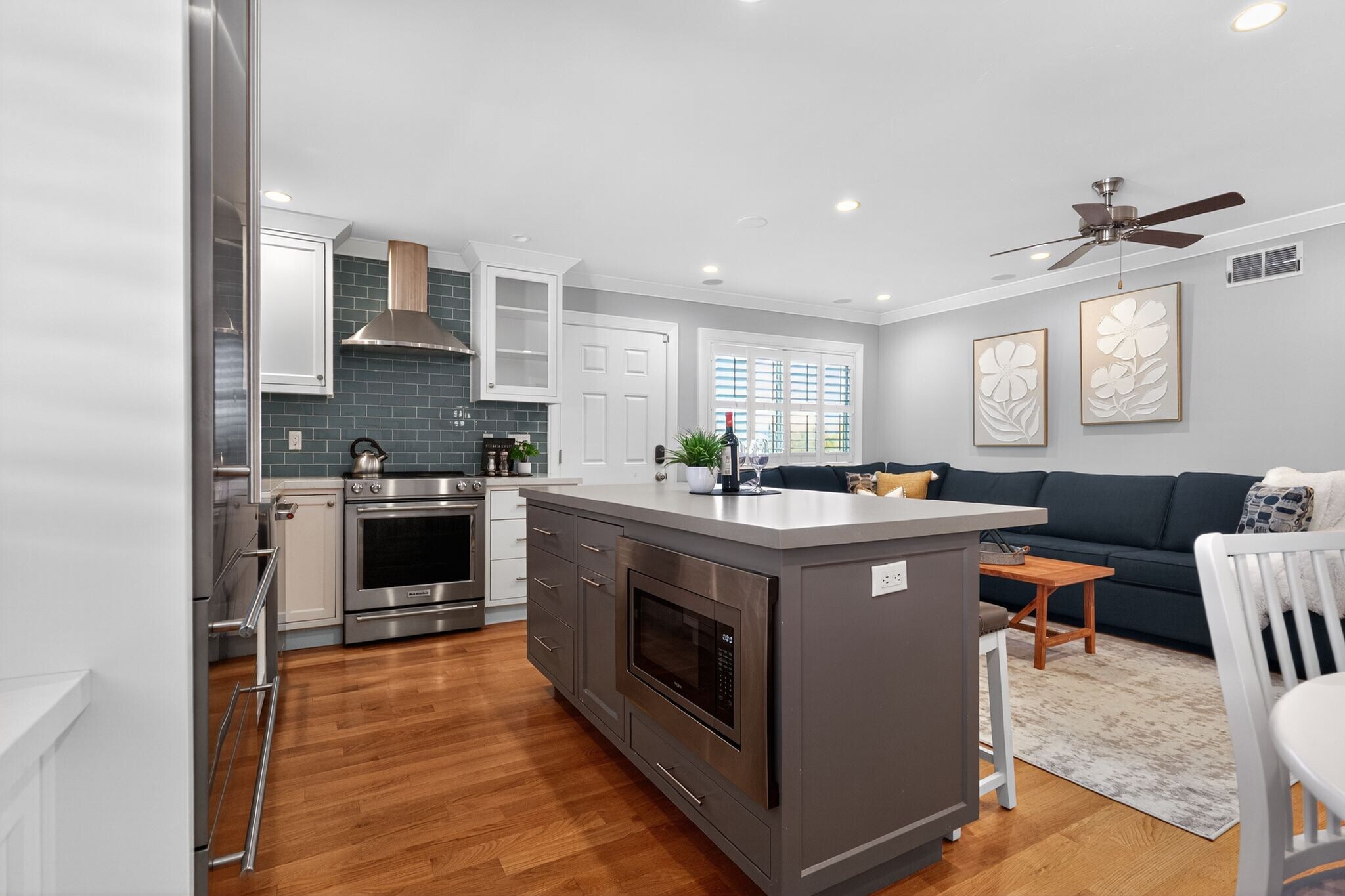 Building Photo - 2303 Saidel Dr