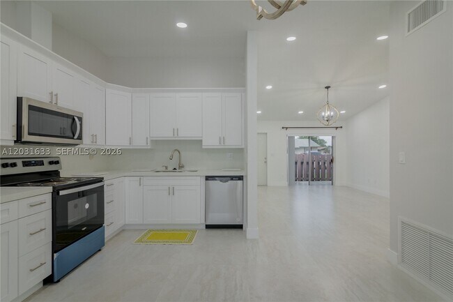 Building Photo - 11903 SW 110th St Cir E