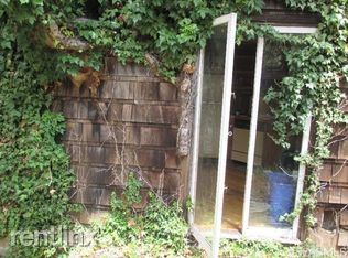 Building Photo - 131 Wilmot St