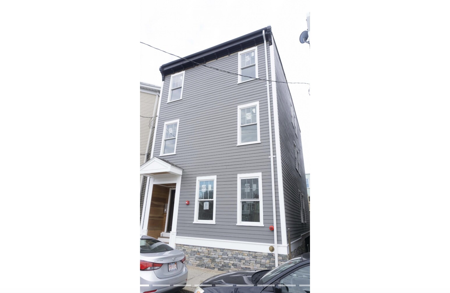 Building Photo - 75 Morris St