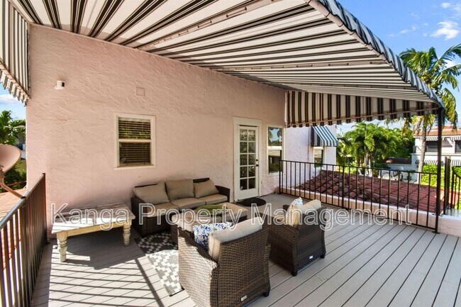 Building Photo - 194 Almeria Rd