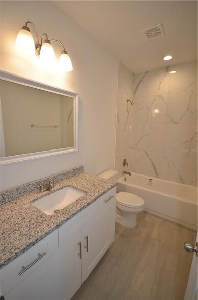 Building Photo - 272 Pelton Cir