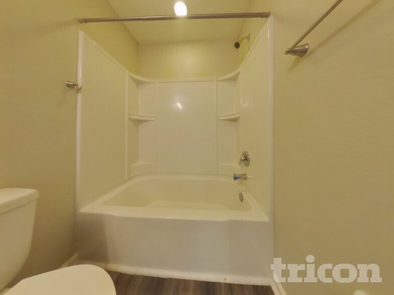 Building Photo - 3266 Hidden Meadows Ct