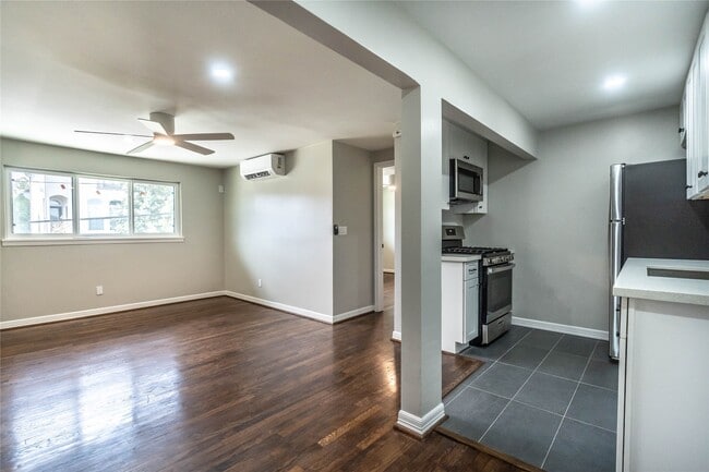 Building Photo - 1602 Bonnie Brae St