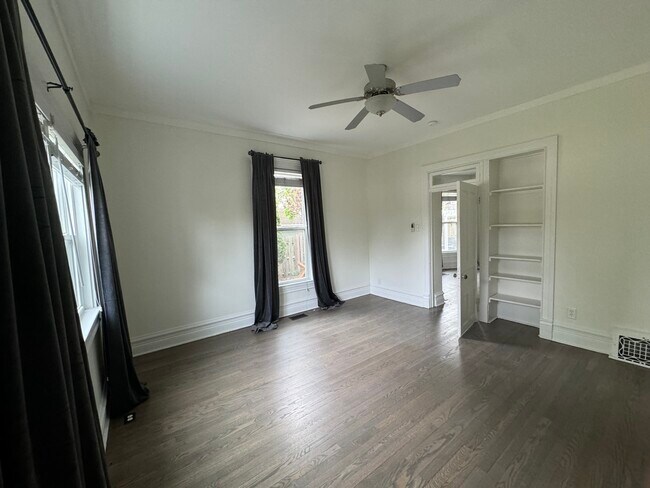 Building Photo - 103 S 4th St