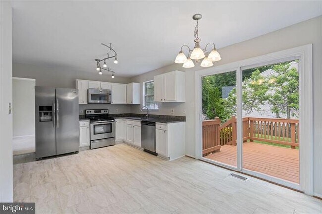 Building Photo - 3429 Lacrosse Ct