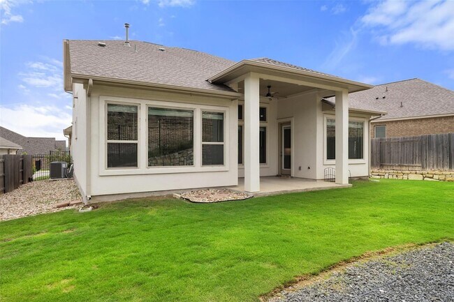 Building Photo - 336 Saturnia Dr