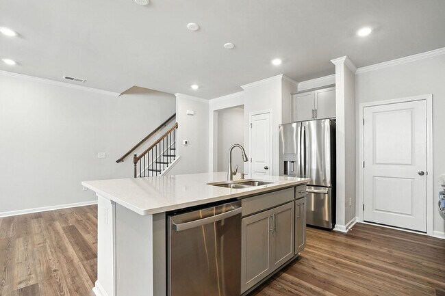 Building Photo - BRAND NEW TOWNHOME Available now, DEPOT 499 in Apex!