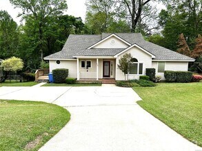 Building Photo - Silver Hills in Prattvlle, AL