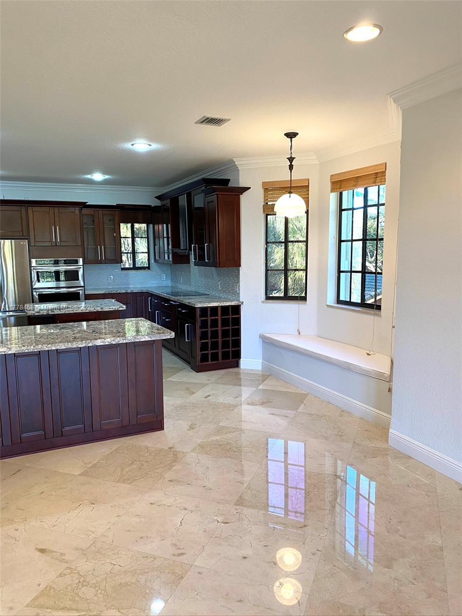 Building Photo - 2795 Kinsington Cir