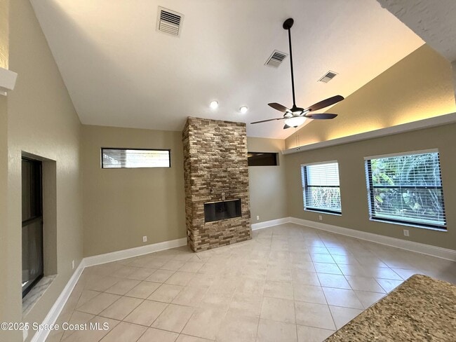 Building Photo - 108 Windward Way