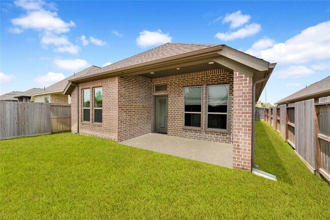 Building Photo - 2511 Summer Peach St