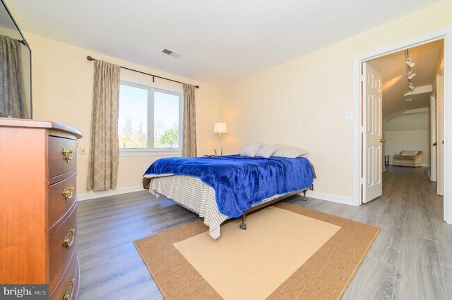 Building Photo - 4708 Randolph Ct