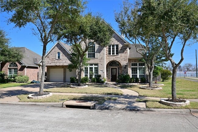 Primary Photo - 5215 Field Briar Ln