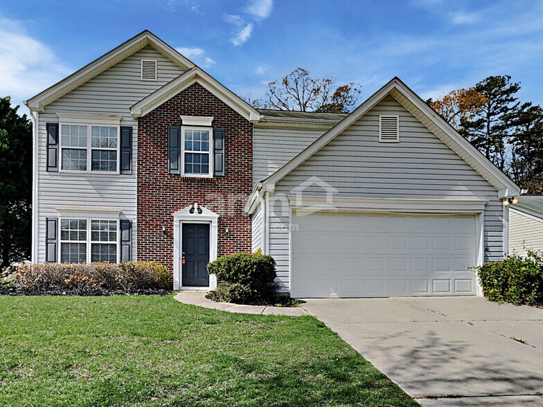 Primary Photo - 3601 Edgeview Dr