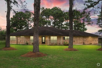 Building Photo - 28540 Rose Ln