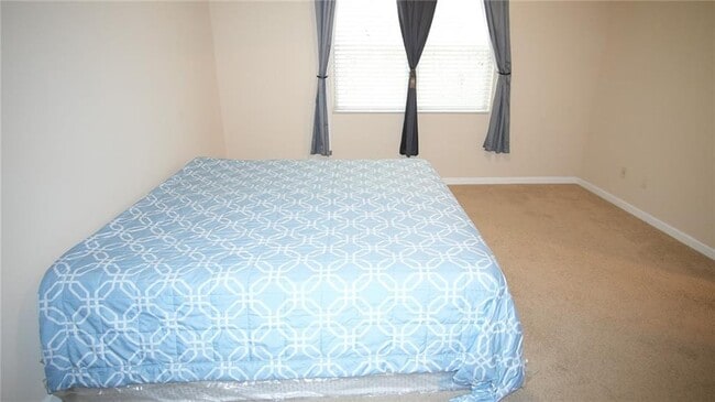 Building Photo - 813 Blue Hill Ln