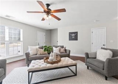 Living Room - 1109 Maple Tree Ln