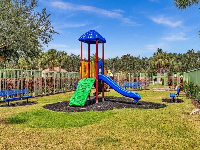 Building Photo - 6768 Heritage Grande