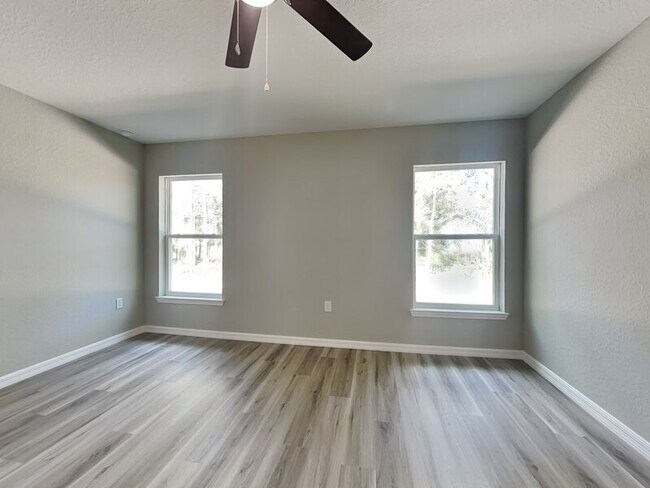 Building Photo - 19955 SW 96th Ln