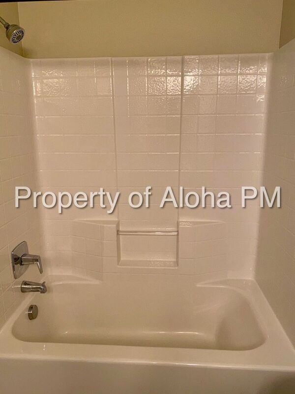 Building Photo - 3526 E Grand Forest Dr