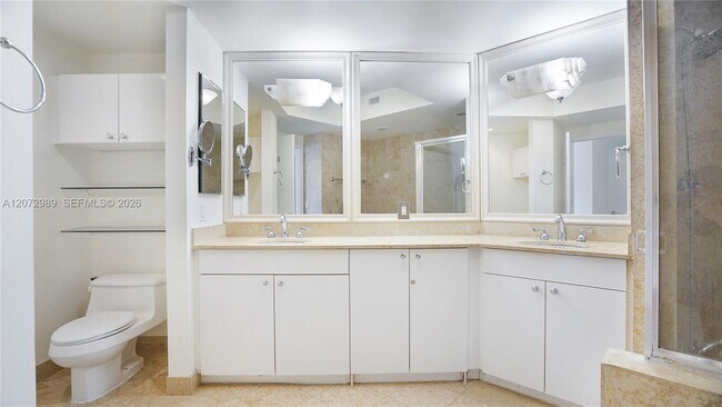 Building Photo - 4775 Collins Ave