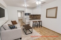 Building Photo - 3289 SW 25th St