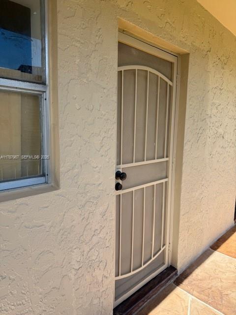 Building Photo - 6101 N Falls Cir Dr