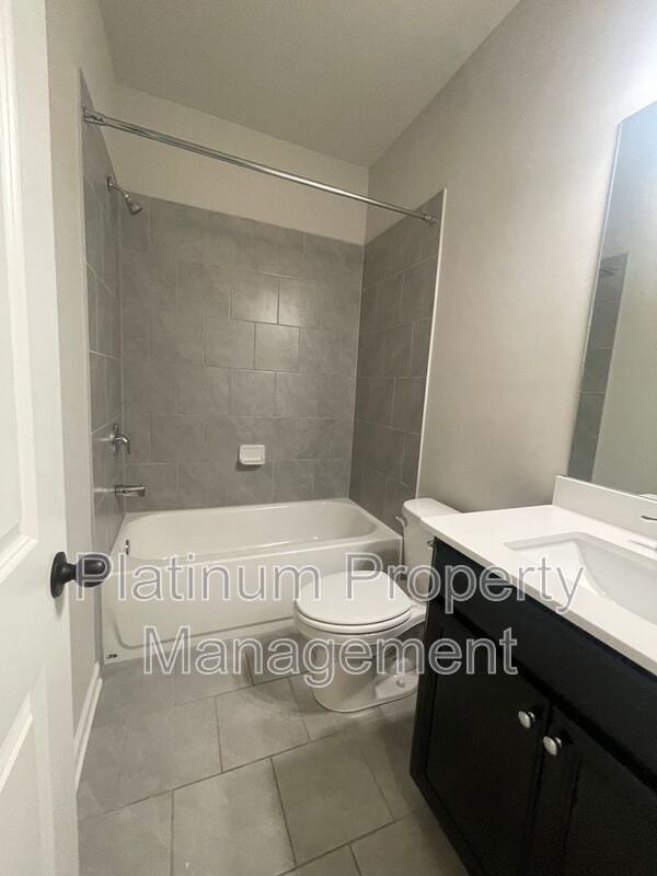 Building Photo - 1631 Venture Pt Wy