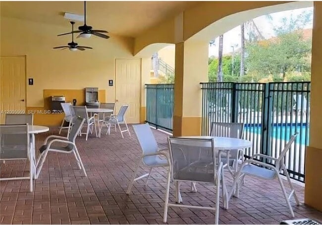 Building Photo - 7260 NW 114th Ave