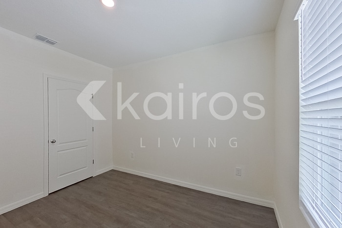 Building Photo - 32208 Edson Ave