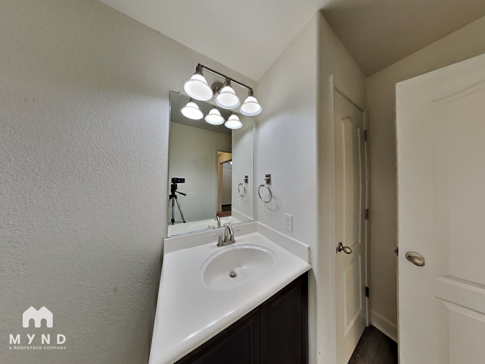 Building Photo - 11680 Cervino Dr