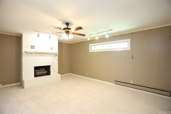 Building Photo - 312 Wedgewood Rd
