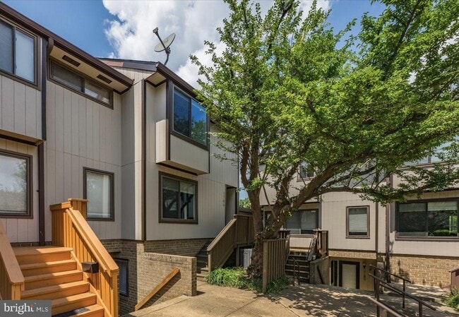 Primary Photo - 1785 Westwind Way