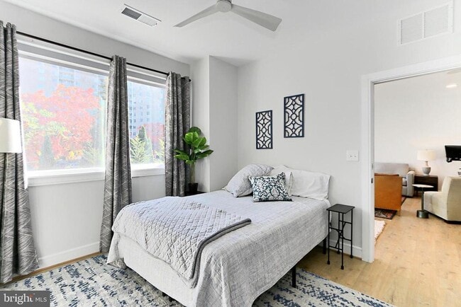 Building Photo - 635 Slaters Ln