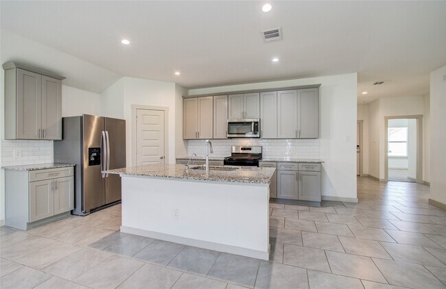 Building Photo - 4930 Natchez Trce