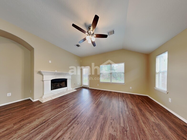Building Photo - 3507 Cactus Creek Dr