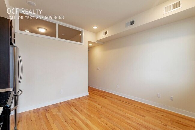 Building Photo - 1430 South St