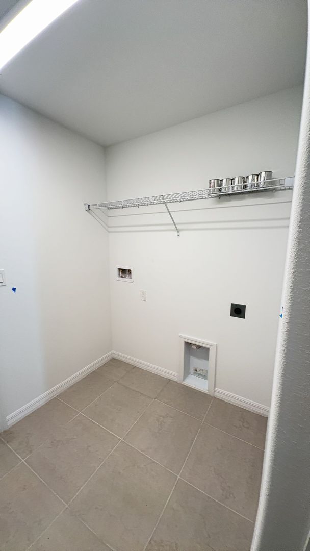 Building Photo - BRAND NEW Beautiful 4-bedroom, 3-bathroom ...