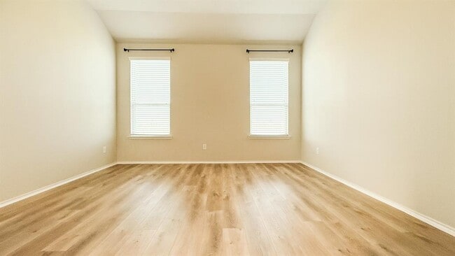 Building Photo - 23746 Piedmont Forest Dr