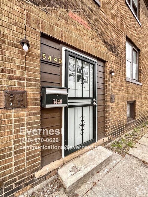 Building Photo - 5440 Milford St