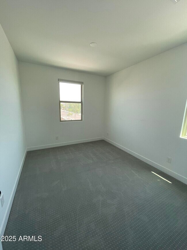 Building Photo - 25710 N 20th Ln