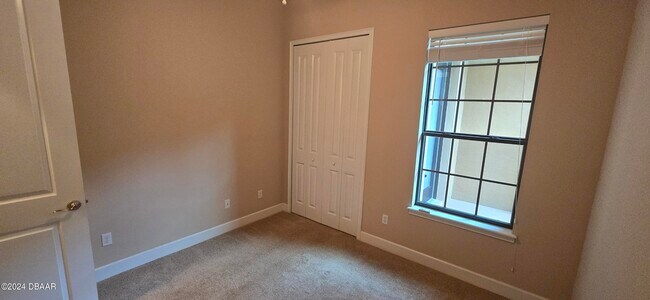 Building Photo - 1068 Kilkenny Ln