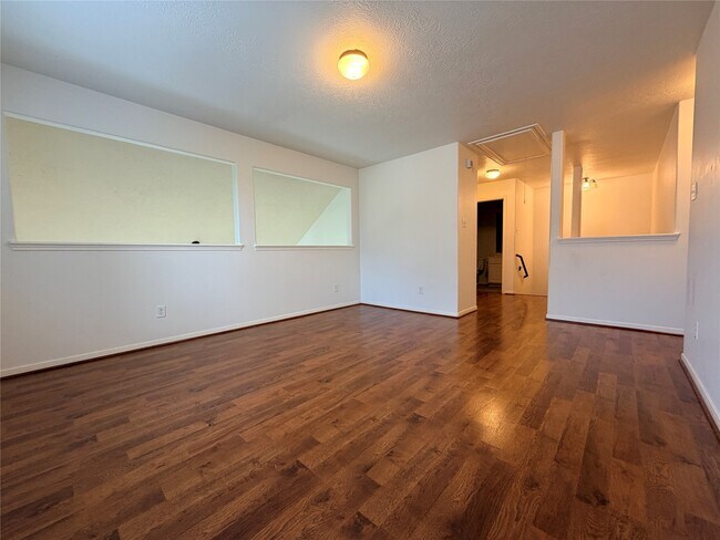 Building Photo - 14930 Berncrest Ln