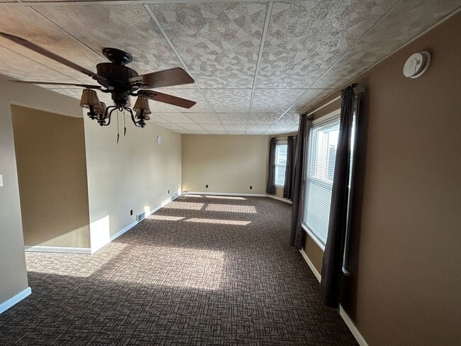 Building Photo - 13 Mcclellan Ave