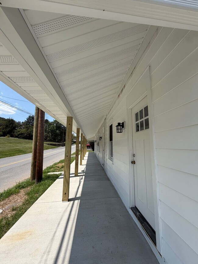 Building Photo - 3777-3783 Huckleberry Road