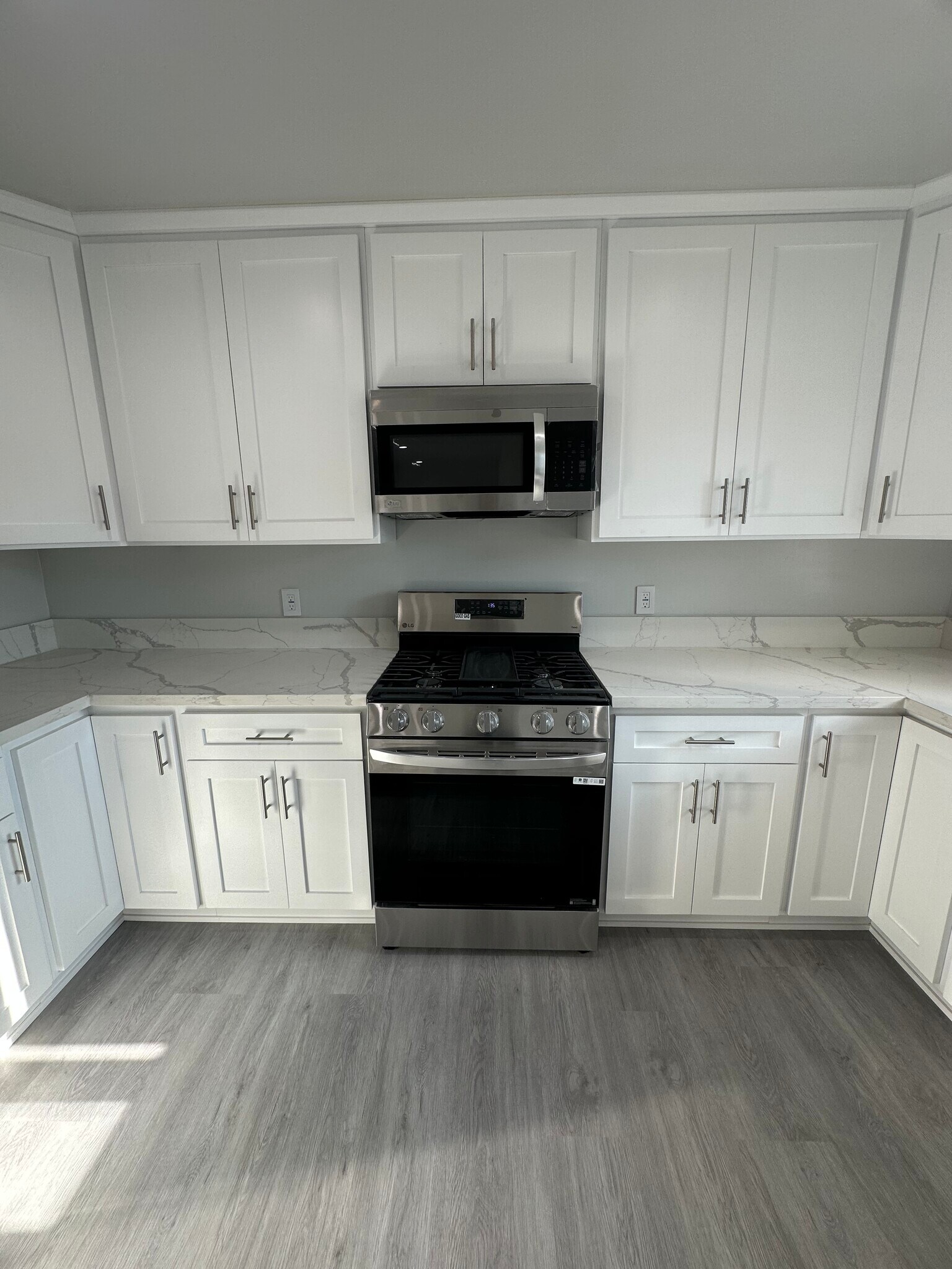 Building Photo - 1477 S Sherbourne Dr