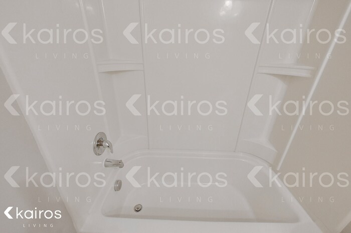 Building Photo - 601 Ferguson Ln