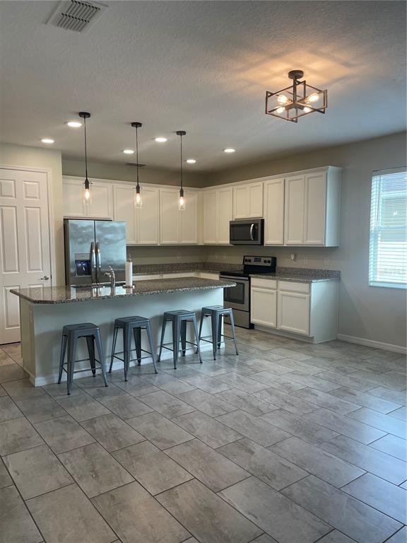 Building Photo - 1136 Merion Dr