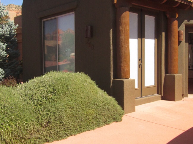 Building Photo - Unfurnished, 1-year long-term rental